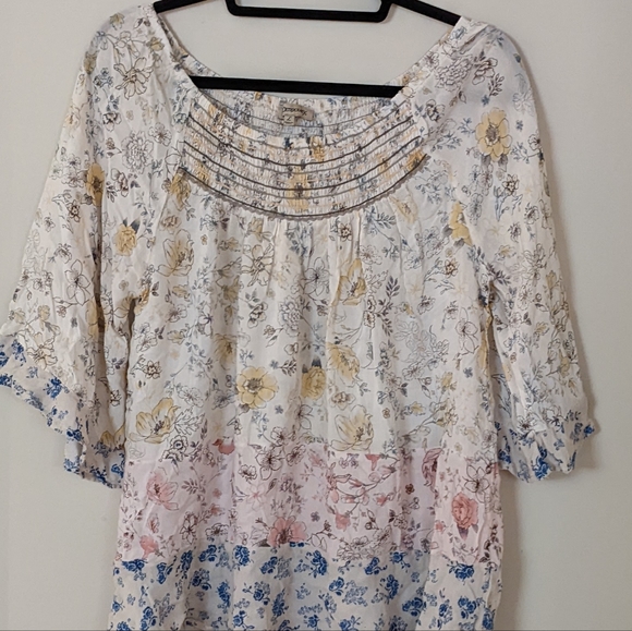 Democracy Size Large Peasant Top Stretchy Neck Floral Very Pretty!! 😱💗 - Picture 9 of 10